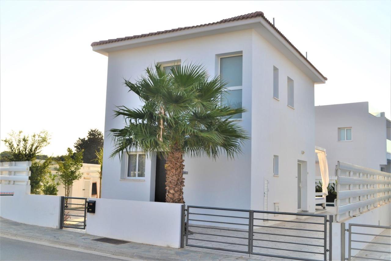 Villa Kolibri- Mythical Sands Paralimni Exterior foto