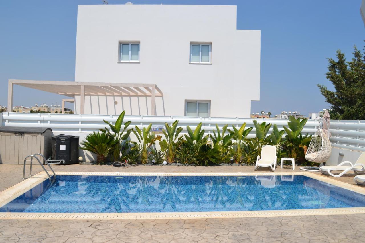 Villa Kolibri- Mythical Sands Paralimni Exterior foto
